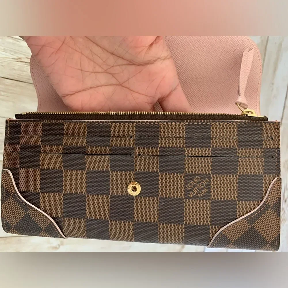 🌺RARE🌺 Louis Vuitton Damier Ebene Caissa Wallet (CA3168)